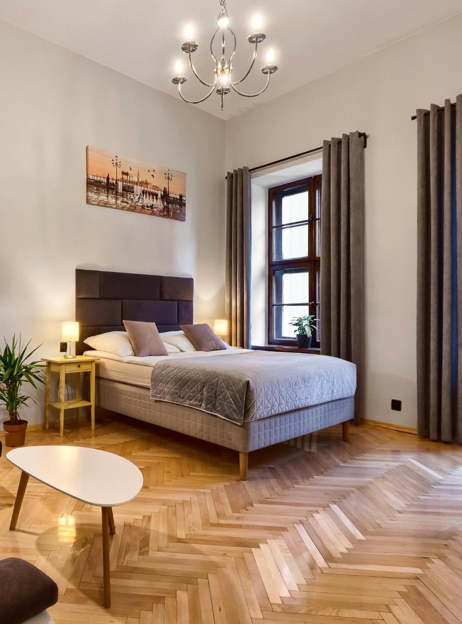 Comfortable Apartments In The Old Town Of Cracovie Extérieur photo